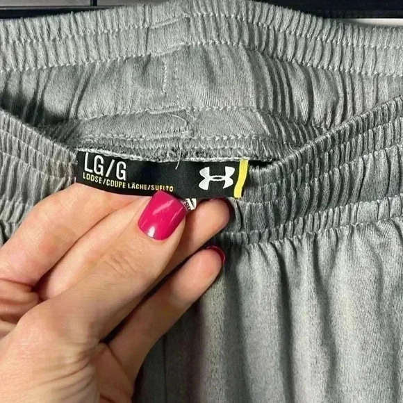 Under Armour Stretch Woven Tapered Pants Size Large Pitch Gray - Picture 2 of 13